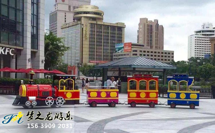 廣場(chǎng)商場(chǎng)觀光電瓶無(wú)軌兒童游樂(lè)小火車廠家直銷